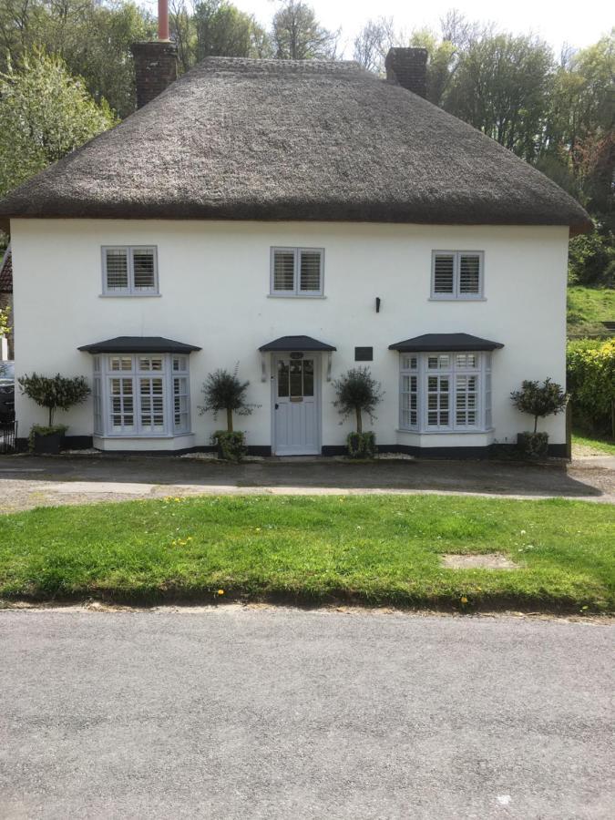 The Grooms Loft Self Contained Apartment Milton Abbas Екстериор снимка